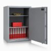 Tresor Ansicht geöffnet, mit Beispieleinrichtung, RAL 9006 Weißaluminium